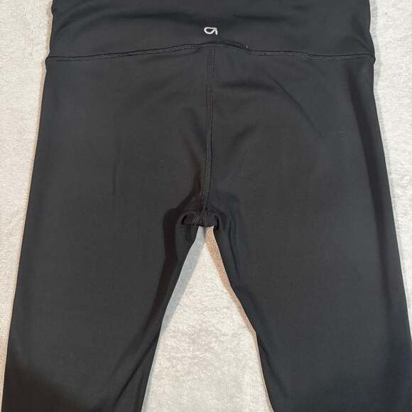 GAP - Picture 2 of 3